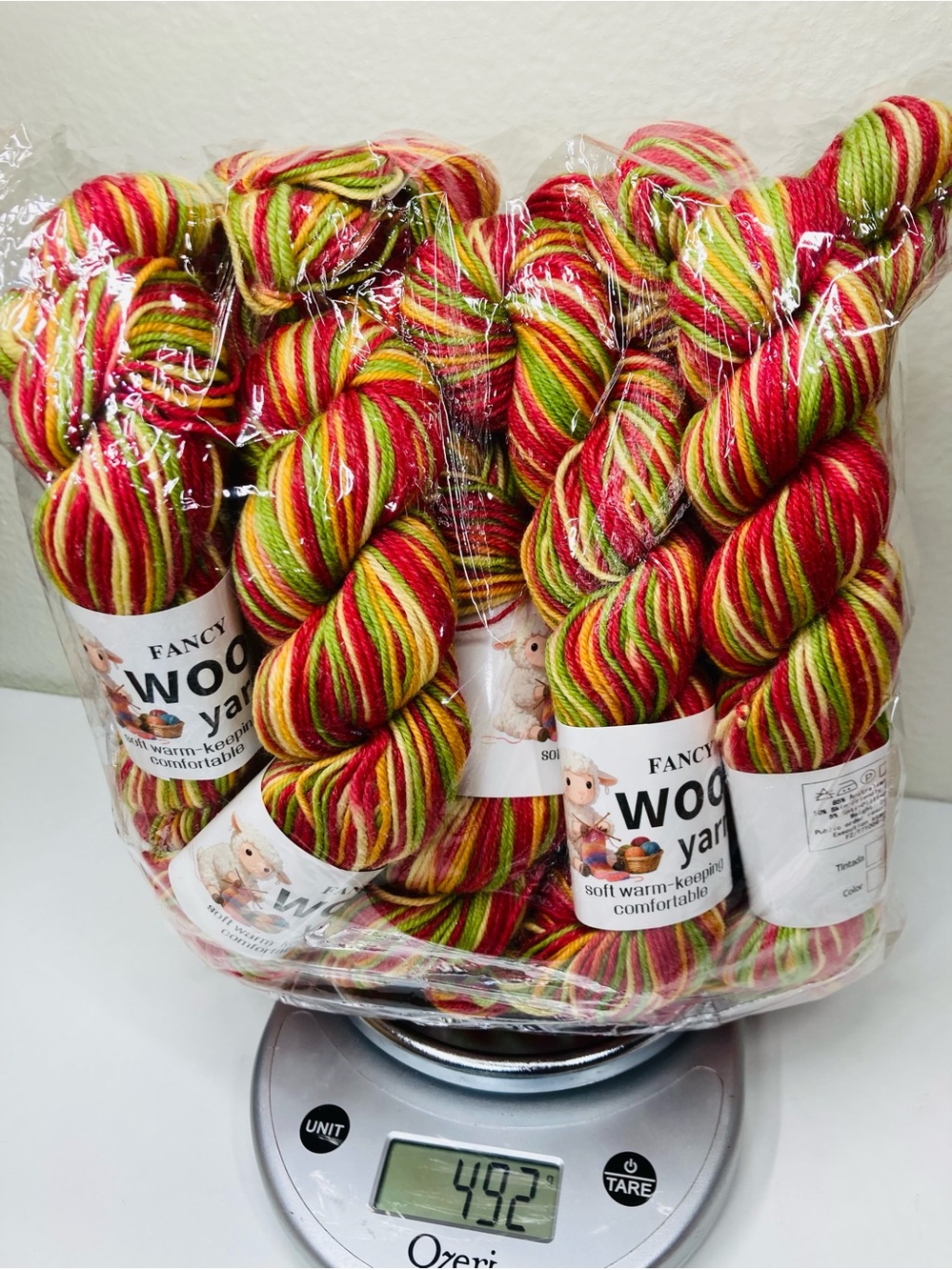 10 NEW Fancy Wool Yarn 480+g 85% Australian Wool 10% Camel 5% Anti-Pilling Fiber